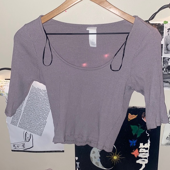 low cut shirt - Picture 1 of 2